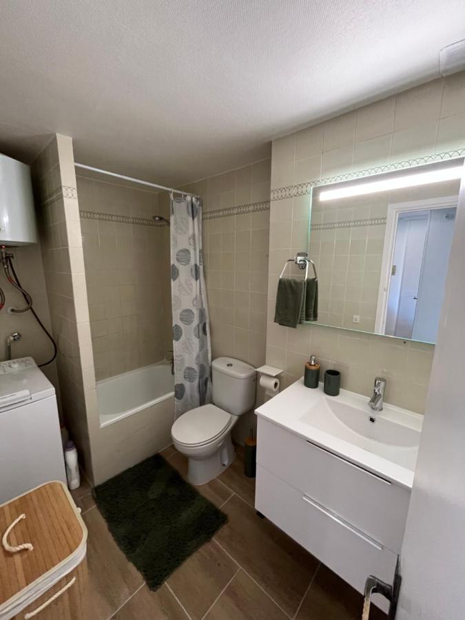 Appartement 1 Chambre Climatise Avec 3 Piscines A 200 M De La Plage Empuriabrava Kültér fotó