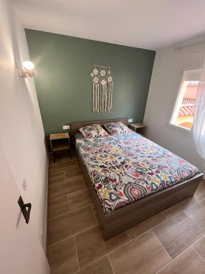 Appartement 1 Chambre Climatise Avec 3 Piscines A 200 M De La Plage Empuriabrava Kültér fotó