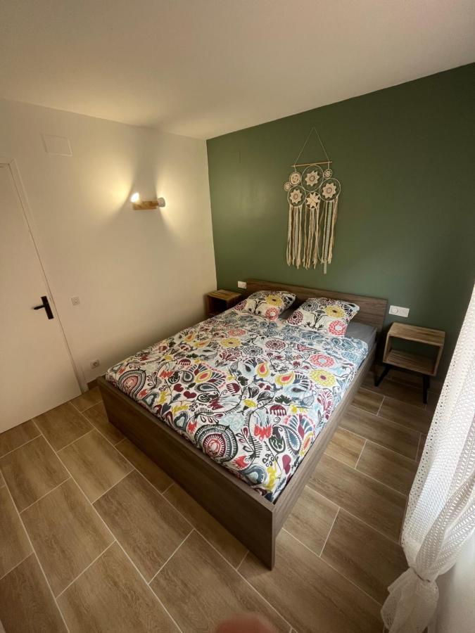 Appartement 1 Chambre Climatise Avec 3 Piscines A 200 M De La Plage Empuriabrava Kültér fotó